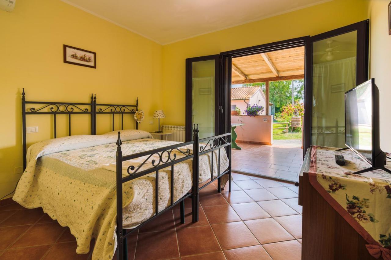 Agriturismo Il Laghetto โกรเซตโต ภายนอก รูปภาพ